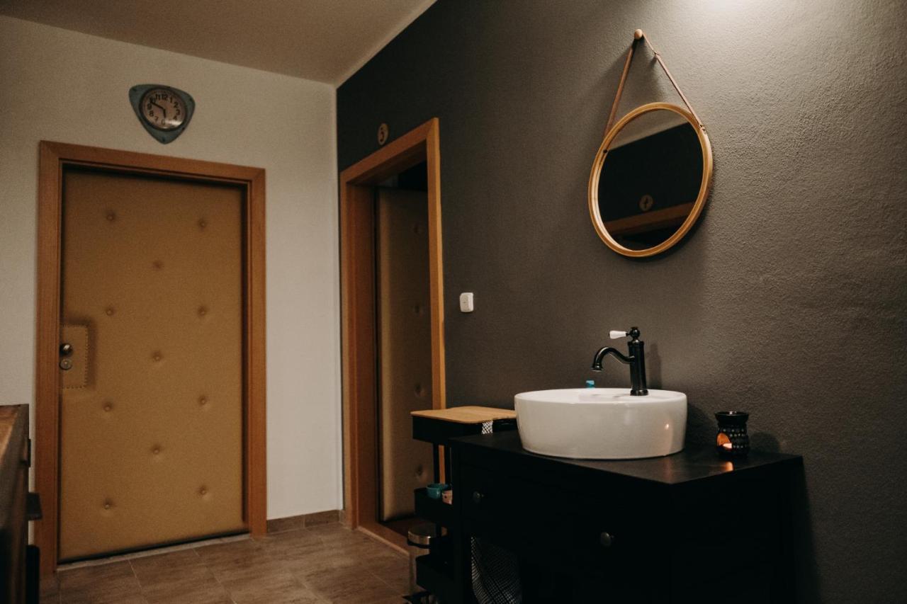 Simply Rooms Slavkov u Brna Bagian luar foto