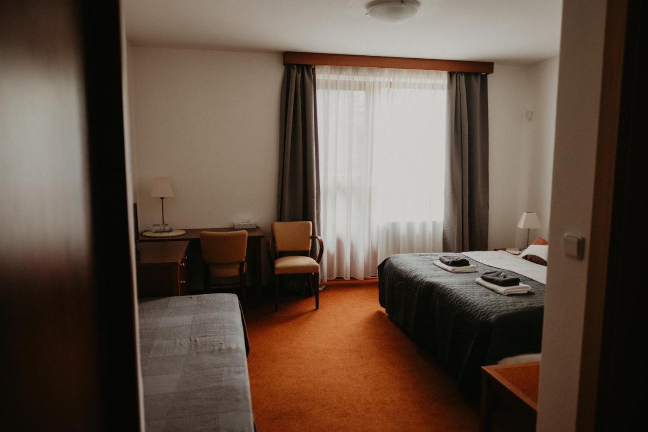 Simply Rooms Slavkov u Brna Bagian luar foto