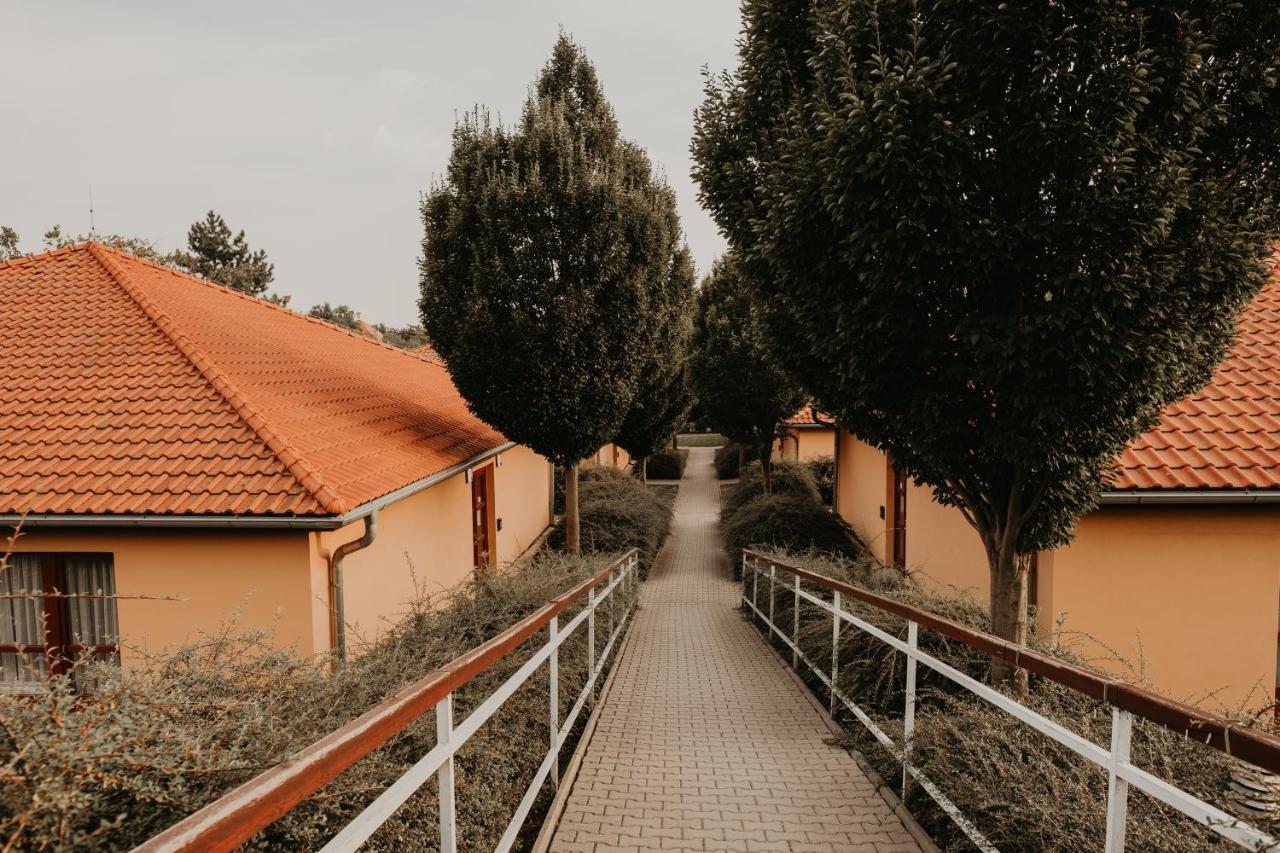 Simply Rooms Slavkov u Brna Bagian luar foto